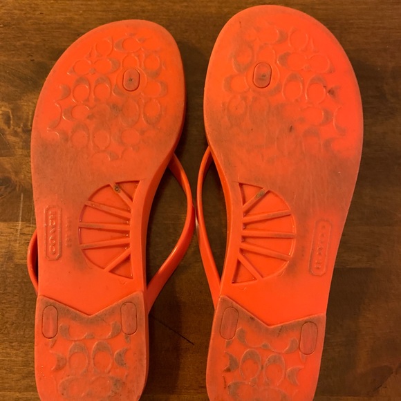 Coach Size 7 sandals - Picture 4 of 4